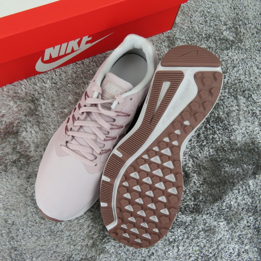 Nike Run Swift Flyknit Sneakers - Picture 5 of 5